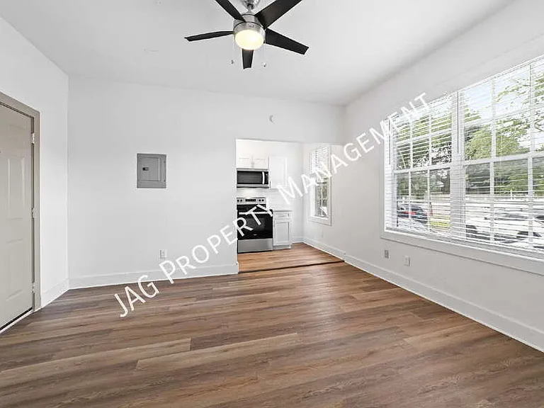 931 Rubel St #4 — Photo 9