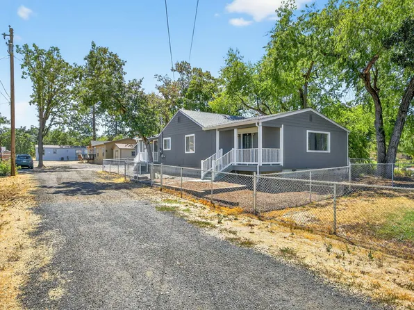 225 Wilson Rd, Central Pt, OR 97502