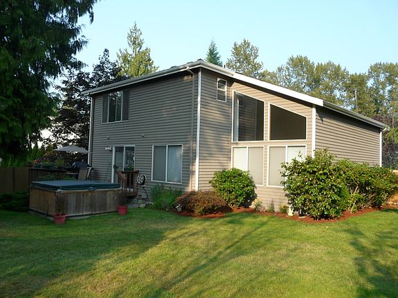 3rd image of 11715 Meridian Pl SE