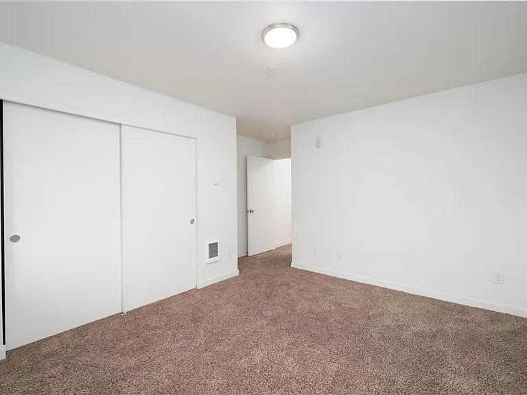 10730 NE Wygant St — Photo 16
