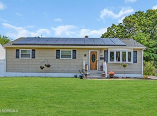 104 Rainbow Dr, Brick, NJ 08724