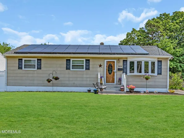 104 Rainbow Drive, Brick, NJ 08724