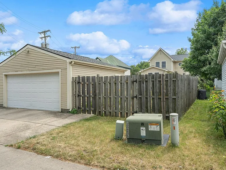 31 S Williams St — Photo 35