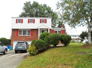 101 Willow Crossing Rd, Greensburg, PA 15601