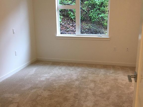 5th image of 182 107th Ave SE