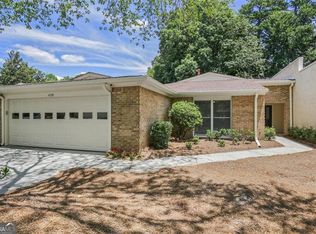 4339 Village Oaks Ln, Atlanta, GA 30338