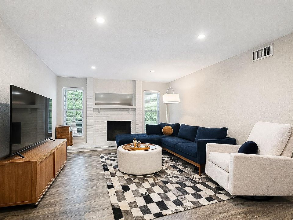 1st image of 4159 Steck Ave Unit 255