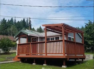 962 Price Rd, Bremerton, WA 98312