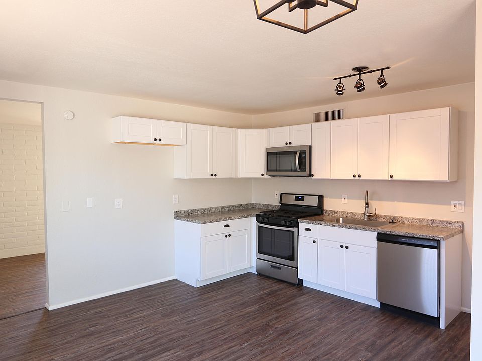 1st image of 4840 W De La Canoa Dr