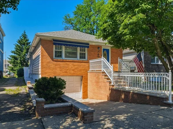25-27 W 6th St, Bayonne, NJ 07002