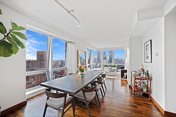 Rented by Realmart Realty LLC | media 28