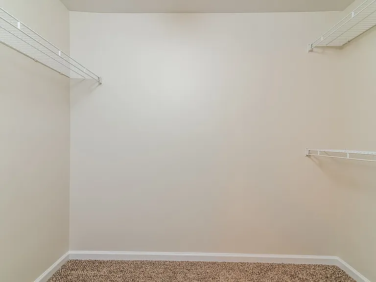 1864 Devon Dr — Photo 9