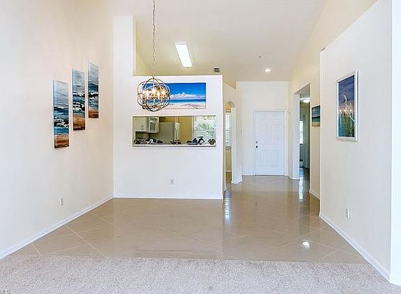 5th image of 6870 Huntington Lakes Cir APT 201