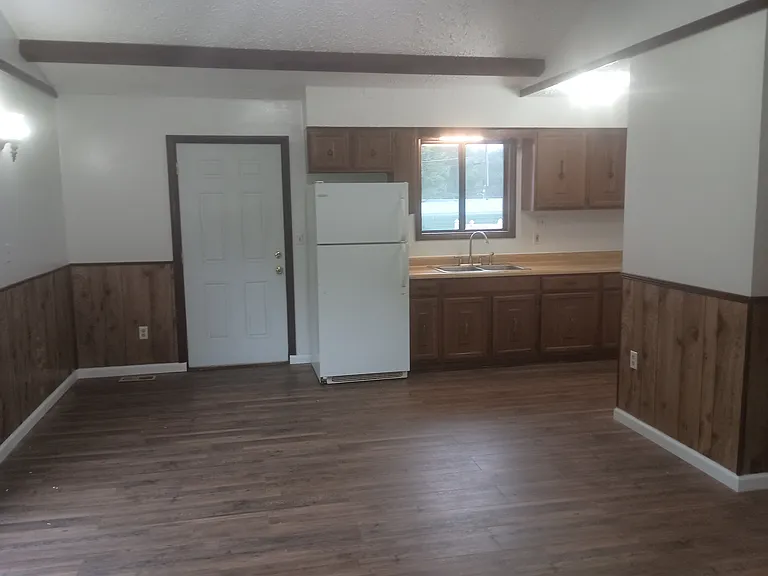 1125 Rock Creek Rd — Photo 6