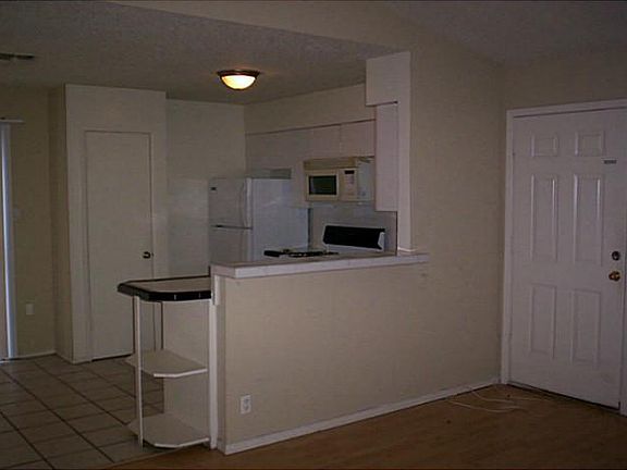 2nd image of 10807 Topperwein Dr