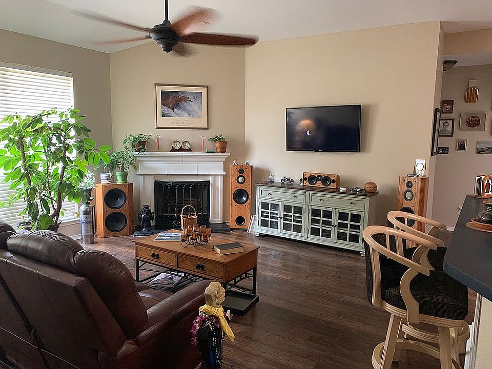 2nd image of 3113 Palos Verdes Dr