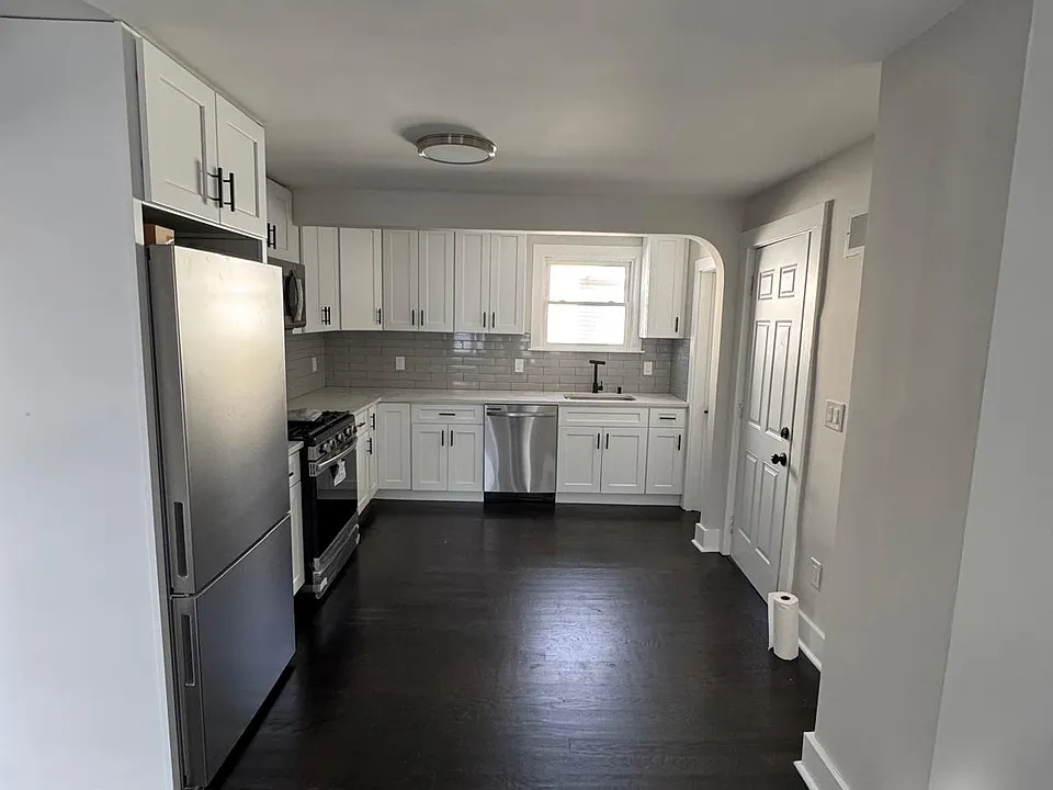222 Wakelee Ave #2