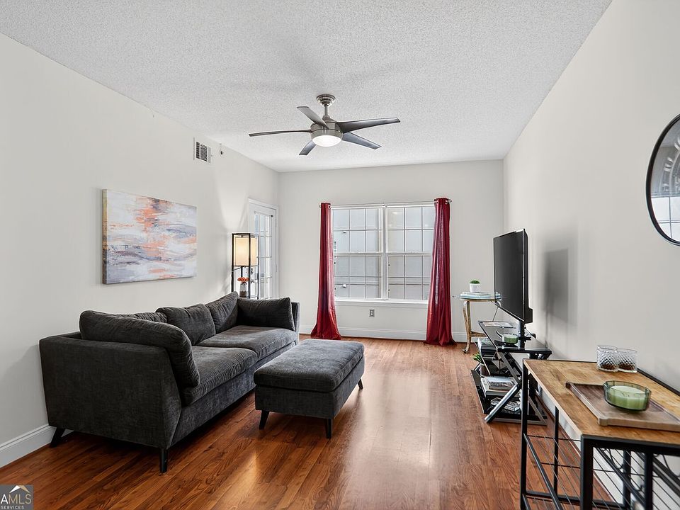 1st image of 1074 Peachtree Walk NE Unit B323