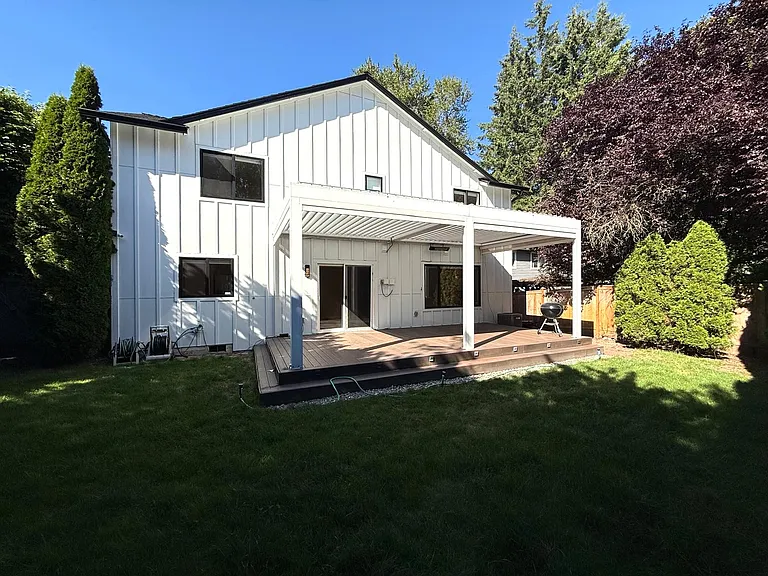 12023 NE 100th Pl — Photo 2