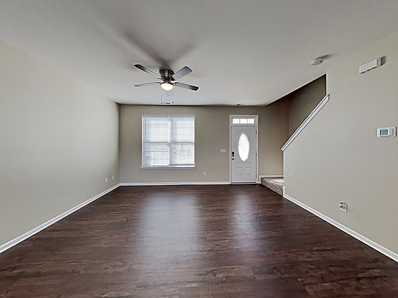 4th image of 5604 Graypark Dr