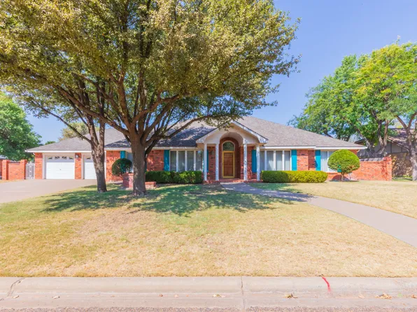 301 Lometa Dr, Plainview, TX 79072