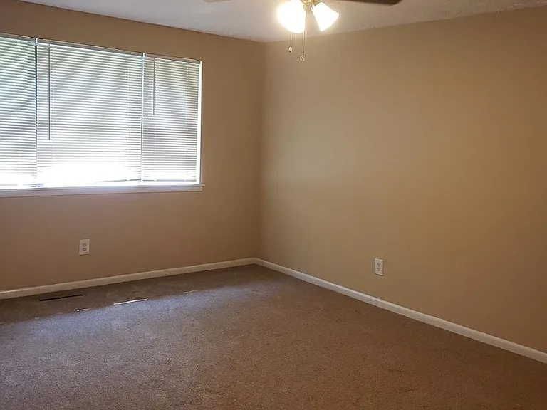 4832 Timber Ridge Dr — Photo 19