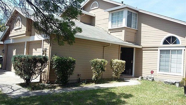 1st image of 1590 Capitola Cir