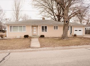 126 W Allen St, Ottawa, IL 61350