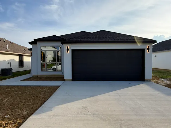 824 Monasterio Dr, Laredo, TX 78043
