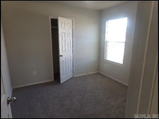 30 Erwin Dr — Photo 5