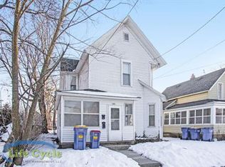 160 Carrier St NE #2, Grand Rapids, MI 49505