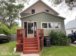 214 3rd Ave SW, Jamestown, ND 58401