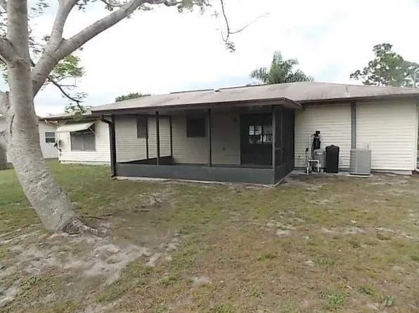 7107 Lakeland Blvd, Fort Pierce, FL 34951