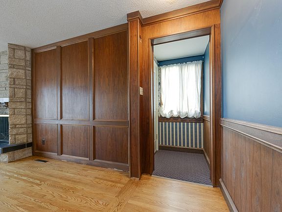 3rd image of 4716 109th Ave NW