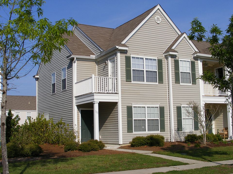 2nd image of 320 Campus Ln
