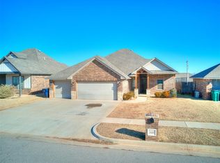 3600 Upland Ridge Dr, Yukon, OK 73099