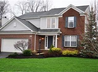 107 Renaissance Ct, Chagrin Falls, OH 44023