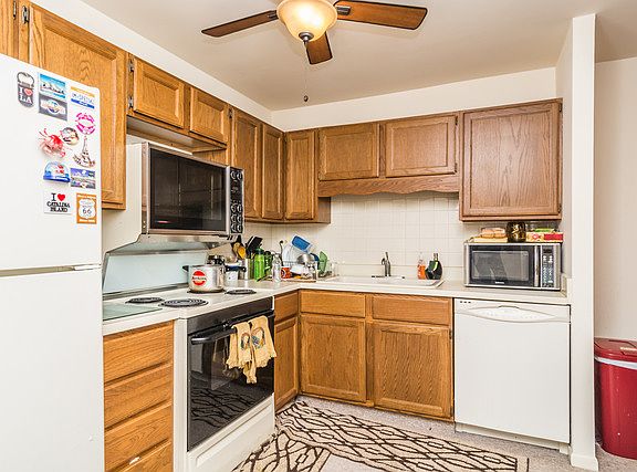 4th image of 1275 Baldwin Ln #202
