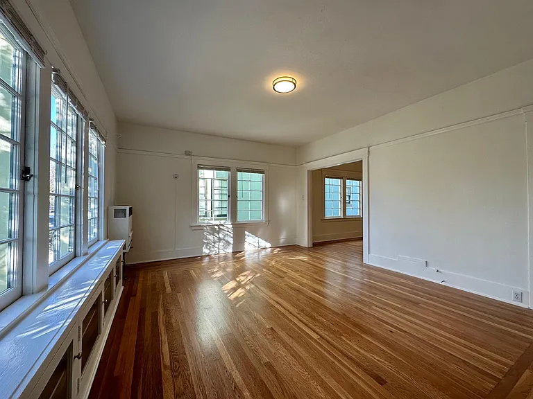1569 Spruce St #5 — Photo 1