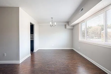 900 Bart Ln — Photo 5