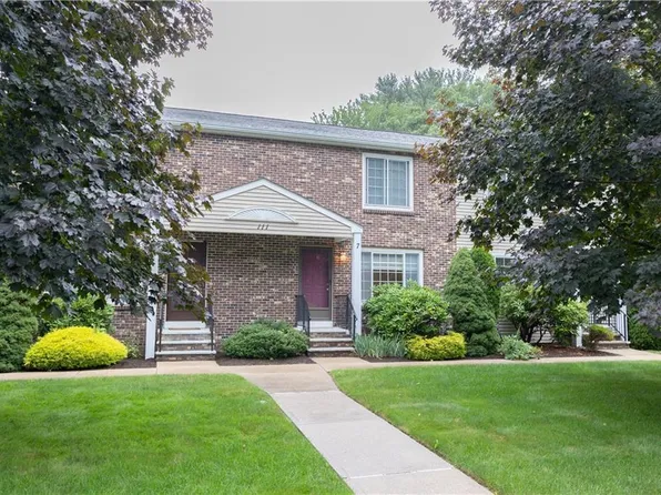 111 Smith Ave Unit 7, Smithfield, RI 02828