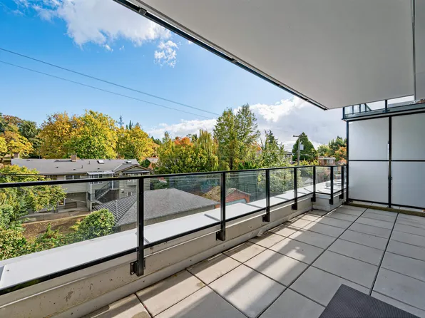 5168 Cambie St #314, Vancouver, BC V5Z 0K7
