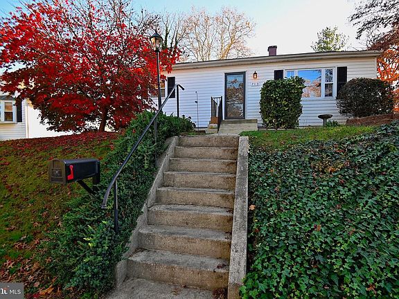 2nd image of 713 Linda Dr