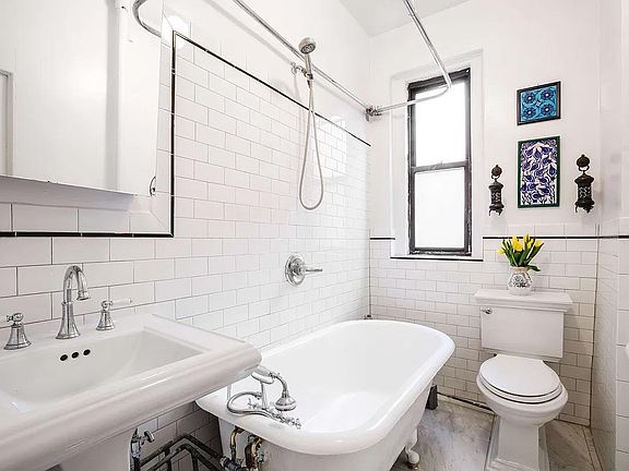 5th image of 510 W 123rd St APT 63