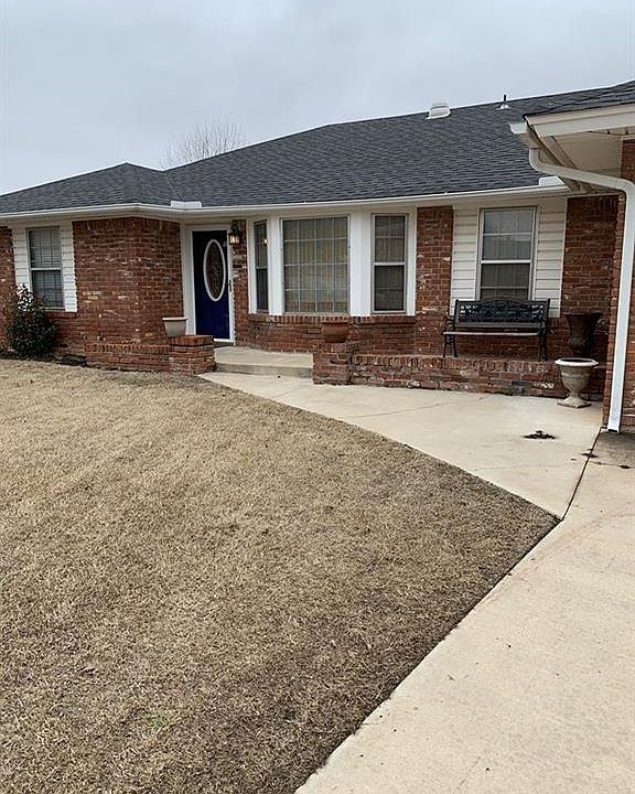 1st image of 601 Emerwood Ct