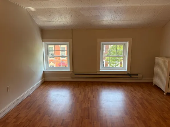30 N Lime St APT 3, Lancaster, PA 17602