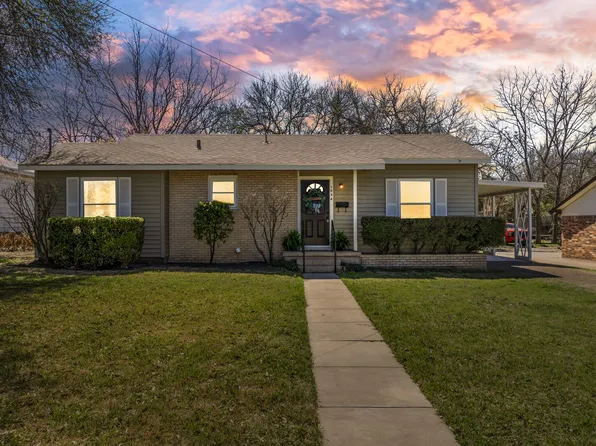 1034 E Elm St, Hillsboro, TX 76645