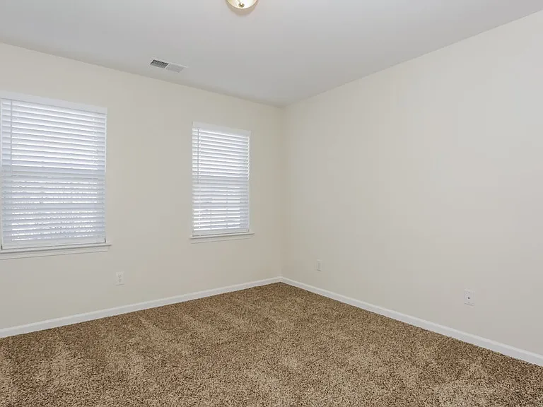 2722 Forest Grove Ct — Photo 17