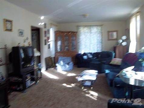 2nd image of 7 Thompson St