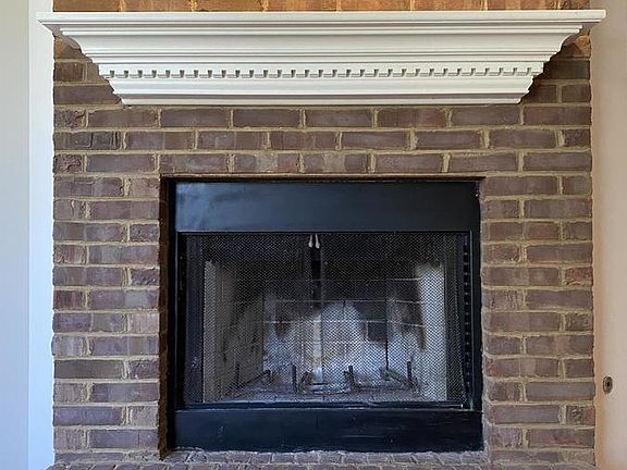 4th image of 4024 Palmetto Dr